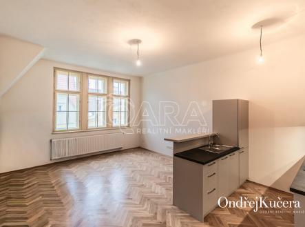 byt-kaprova-26.jpg | Pronájem bytu, 2+kk, 62 m²