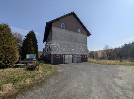 pxl-20260322-101549533.jpg | Prodej - malý objekt/garáž