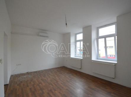 fotografie | Pronájem bytu, 1+1, 42 m²