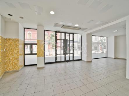 dsc08973.jpg | Prodej - nájemní dům, 425 m²