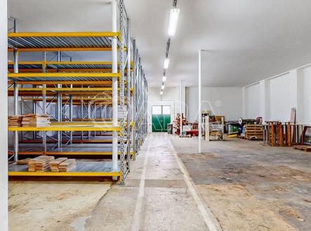 fotografie | Prodej - skladovací prostor, 1 300 m²