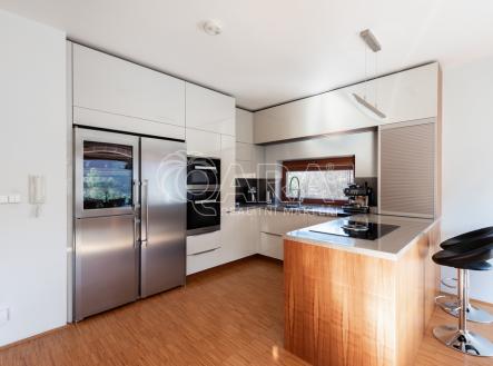 doem-mansk-zahrada-16-of-48.jpg | Prodej - dům/vila, 292 m²