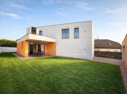 Pronájem - dům/vila, 277 m² obrázek