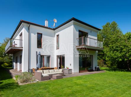 dom-statenice-zelen-46-of-53.jpg | Prodej - dům/vila, 285 m²