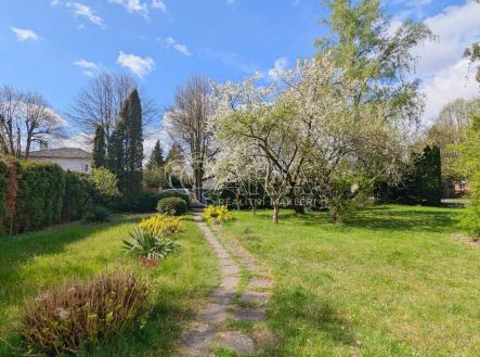 Venku_1.jpg | Pronájem bytu, 3+1, 85 m²