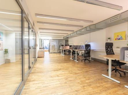 fotografie | Prodej - kanceláře, 347 m²