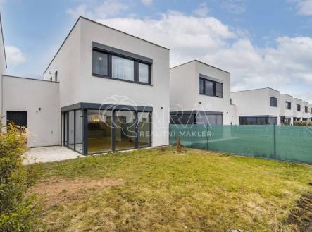 nemovitost | Prodej - dům/vila, 136 m²