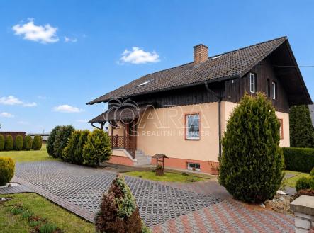 pohled od dílny.jpg | Prodej - dům/vila, 264 m²