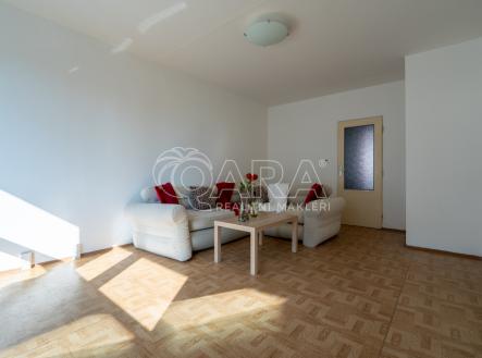 byt-stodulky-mezi-skolami-4-obyvaci-pokoj-2.jpg | Prodej bytu, 4+1, 103 m²