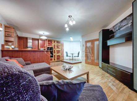 20231007024708-825.jpg | Pronájem bytu, 2+kk, 115 m²