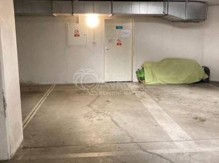 fotografie | Pronájem - malý objekt/garáž