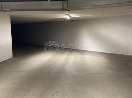 fotografie | Pronájem - malý objekt/garáž