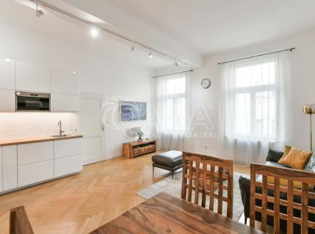 www.realitysemeradova.cz | Pronájem bytu, 3+kk, 66 m²