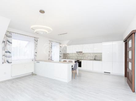 Pronájem bytu, 3+kk, 98 m² obrázek