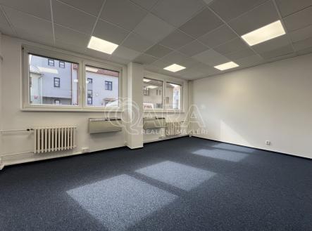 img-2853.jpeg | Pronájem - kanceláře, 122 m²