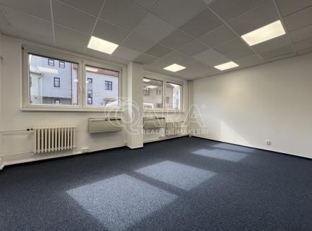 Pronájem - kanceláře, 122 m² obrázek