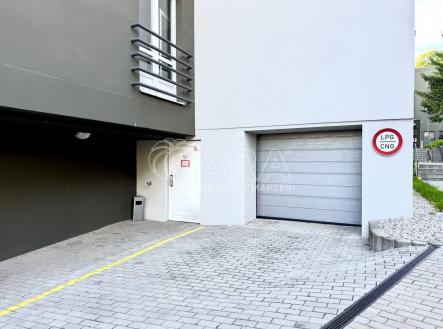 fotografie | Prodej - malý objekt/garáž