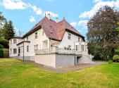Prodej - dům/vila, 747 m²