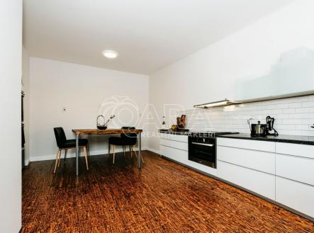 fotografie | Prodej bytu, 2+1, 70 m²