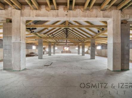 fotografie | Prodej - skladovací prostor, 3 671 m²