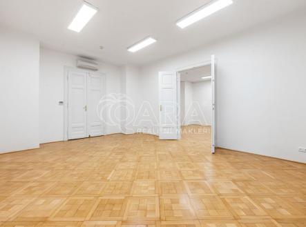 fotografie | Pronájem - kanceláře, 63 m²