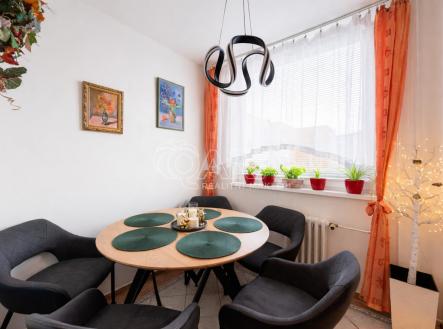 24.jpg | Prodej bytu, 4+1, 90 m²