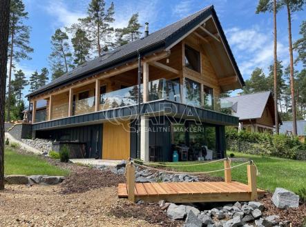 Pohled od jezera | Pronájem bytu, 3+kk, 80 m²