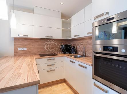 05.jpg | Pronájem bytu, 1+kk, 37,4 m²