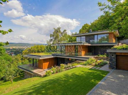 fa4c9f53-e3aa-47c4-8da6-c33b3e7f7497.jpg | Prodej - pozemek pro bydlení, 1 784 m²