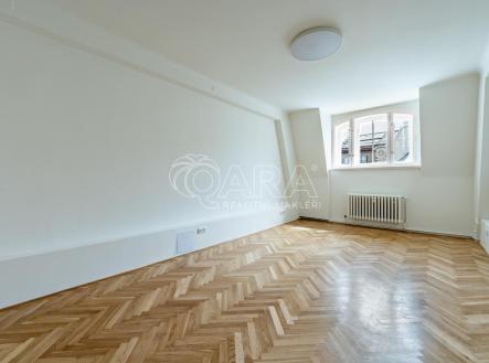 2026_04_14_136278-HDR.jpg | Pronájem bytu, 2+1, 84 m²