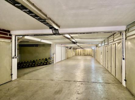 fotografie | Pronájem - malý objekt/garáž