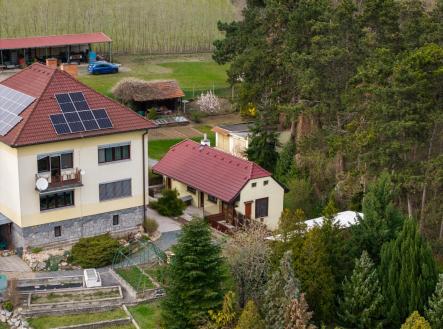 DJI_20260402165823_0228_D.jpg | Prodej - dům/vila, 270 m²