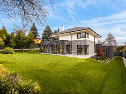 Fotka domu s vizuslizaci zahrady_01.jpg | Prodej - dům/vila, 259 m²