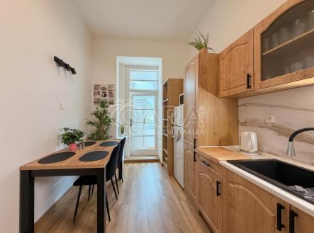 IMG_3042.jpg | Pronájem bytu, jiný, 98 m²