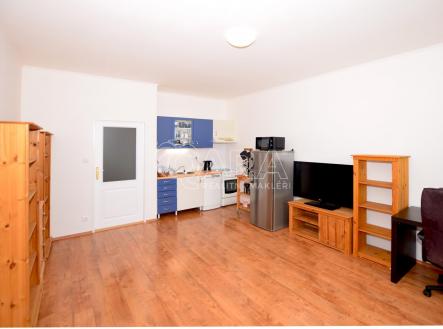 Pronájem bytu, 1+kk, 29 m² obrázek