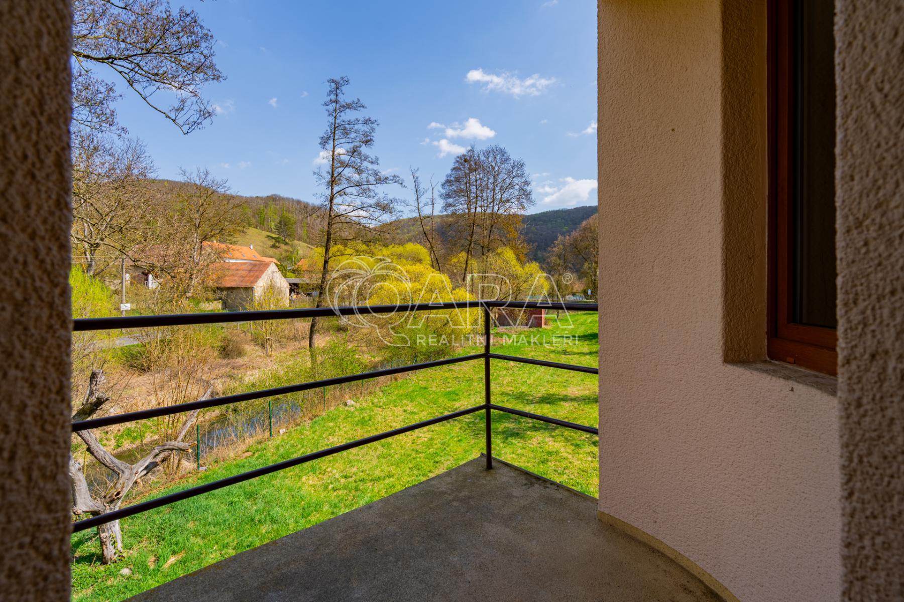 DSC08023-HDR.jpg