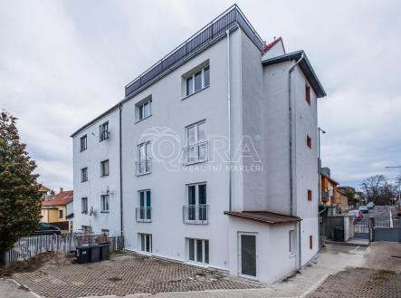 DSCF0034.jpg | Pronájem bytu, 1+kk, 27 m²