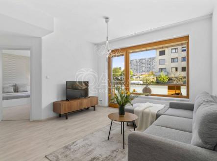 obývací pokoj se vstupem na balkon | Prodej bytu, 3+kk, 73,5 m²