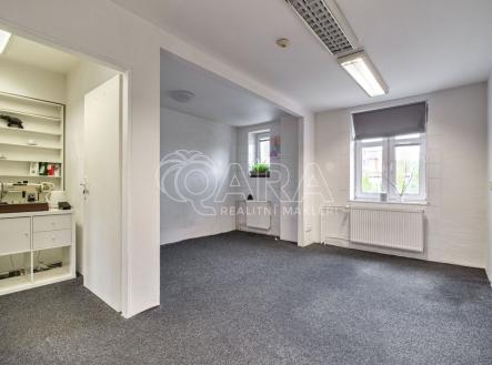 fotografie | Pronájem - obchodní prostor, 94 m²