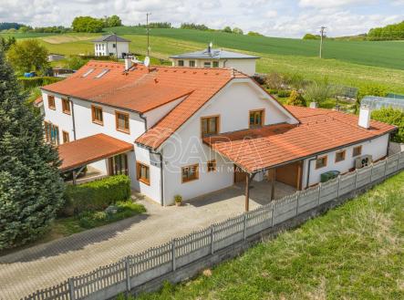 DJI_20260506132203_0254_D.jpg | Prodej - dům/vila, 240 m²