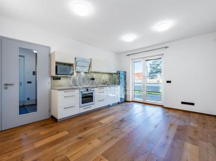 fotografie | Pronájem - komerční objekt, jiný, 64 m²