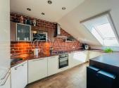 Pronájem bytu, 2+kk, 67 m²