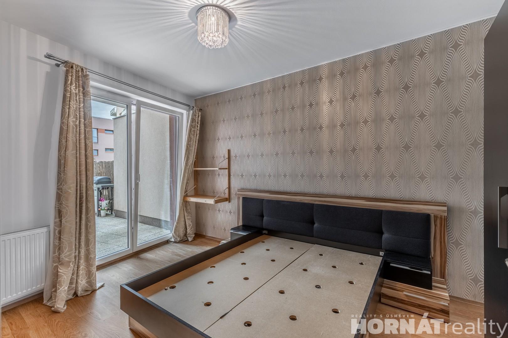 142A9927-HDR.jpg