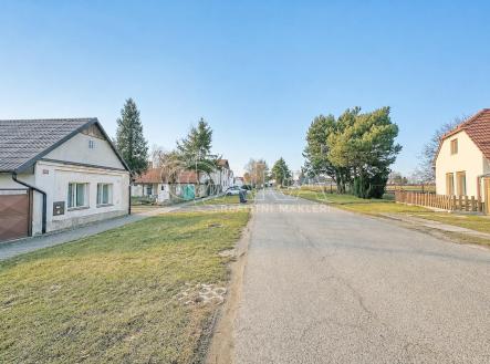 Příjezdová cesta | Prodej - pozemek pro bydlení, 382 m²