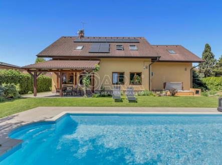Hl.2..jpg | Prodej - dům/vila, 255 m²