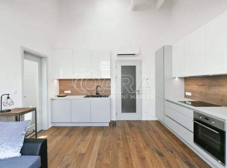 Pronájem bytu, 2+kk, 50 m²