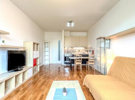 Zizkov byt 1+kk 6NP 15.jpg | Pronájem bytu, 1+kk, 34 m²