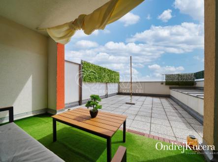 byt-MECHOLUPY_Modenska_07.jpg | Prodej bytu, 1+kk, 70 m²