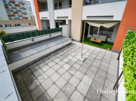 byt-MECHOLUPY_Modenska_08.jpg | Prodej bytu, 1+kk, 70 m²