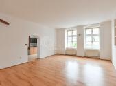 Pronájem bytu, 1+1, 64,5 m²